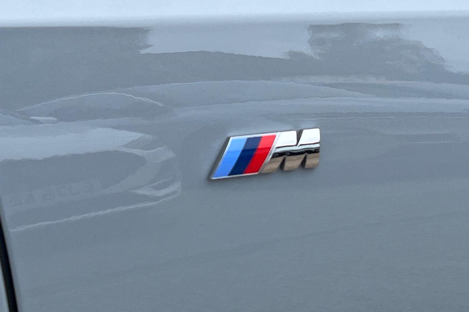 BMW 3 SERIES Photo 34