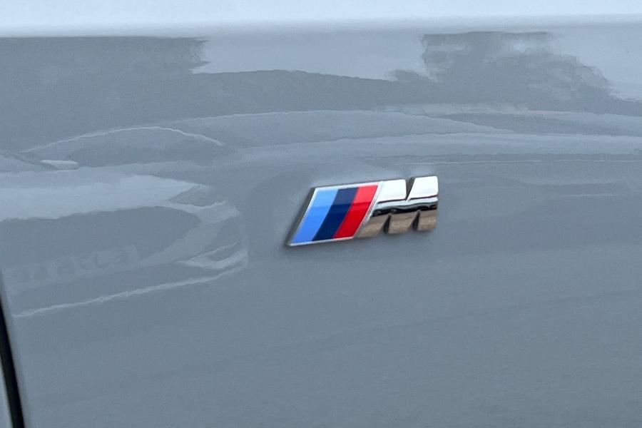 BMW 3 SERIES Photo autoimg-fb972c01323d849d2c30b540c3a2a5dbbec6b7a9.jpg