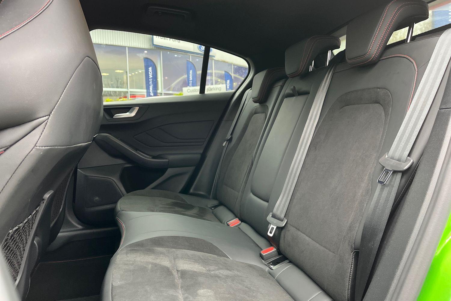 Ford Focus Photo 19