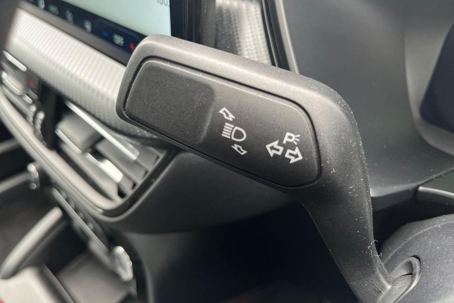Ford Kuga Photo autoimg-fb97a41601a8a2c2f240d772e4d3fe53f3a392f6.jpg