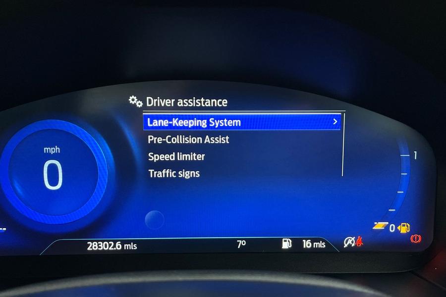 Ford Focus Photo autoimg-fb9a215bbc89dcd785eb0a464b4def267fcfdb8b.jpg