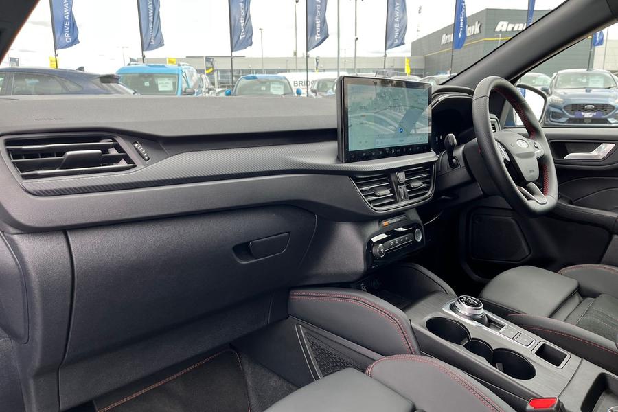 Ford Kuga Photo autoimg-fba4799b9987daa110f5584f2f7143b3f03d9e46.jpg