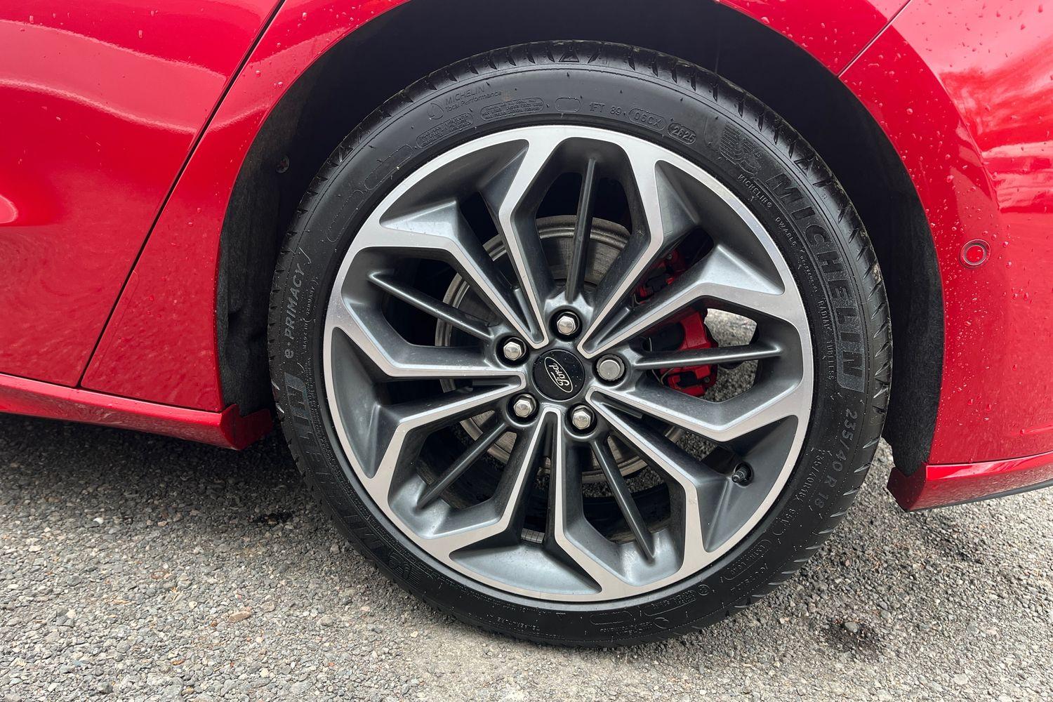Ford FOCUS Photo 35