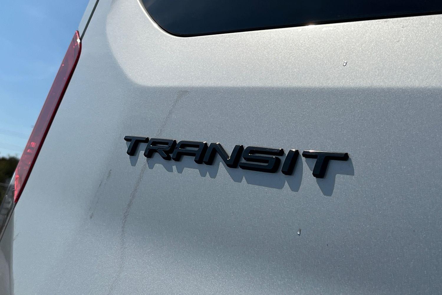 Ford TRANSIT Photo 19