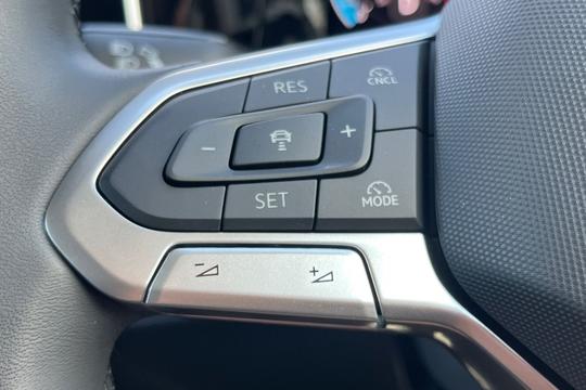 Volkswagen Golf Photo autoimg-fbaecc00ea9fc2e2cdb317300fd89e7ff2f5c6df.jpg