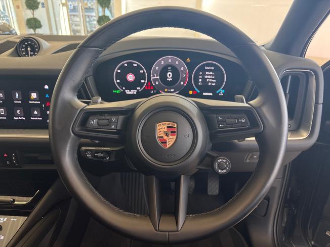 PORSCHE Cayenne Photo 17