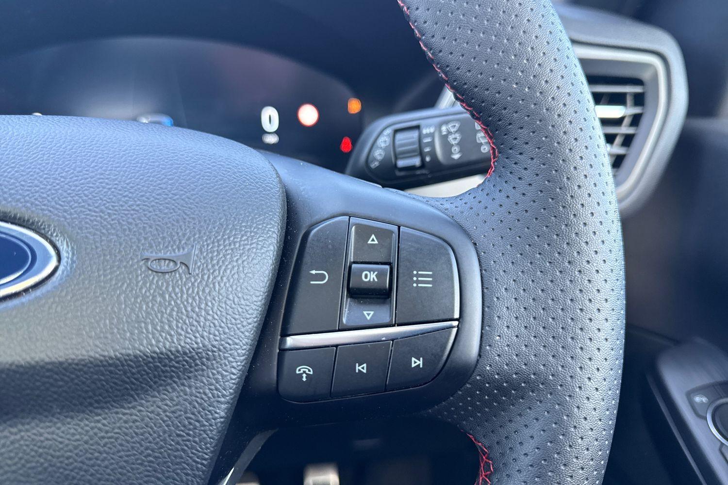 Ford KUGA Photo 28