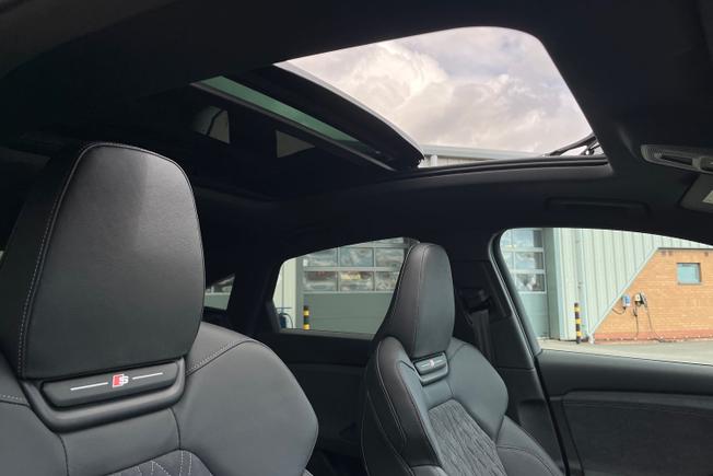 AUDI  Q6 Sportback Photo 27