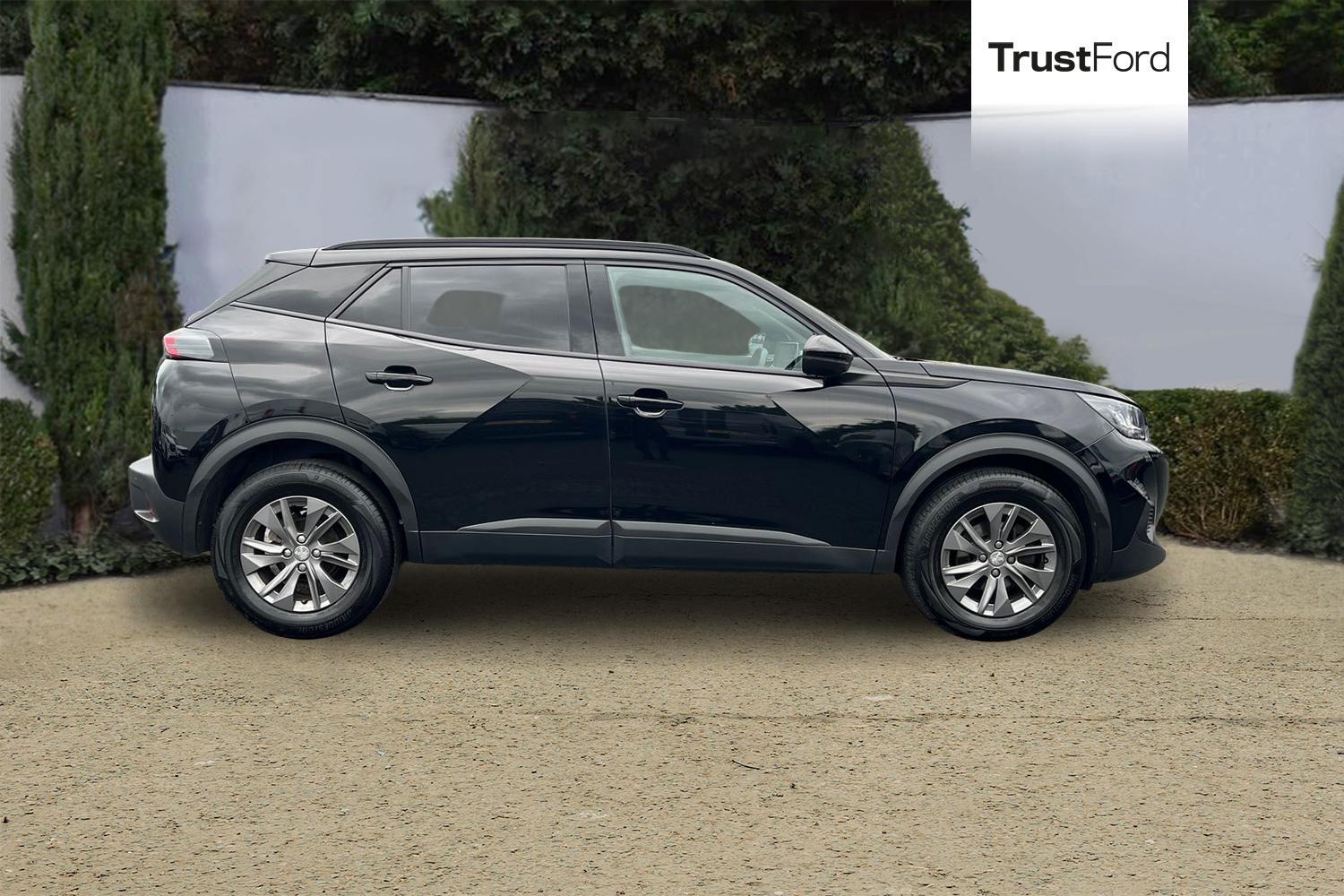 Peugeot 2008 Photo 2