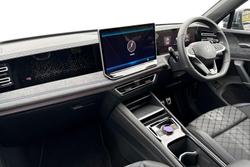 VOLKSWAGEN Tiguan Photo 2