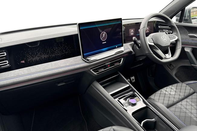 VOLKSWAGEN Tiguan Photo 2