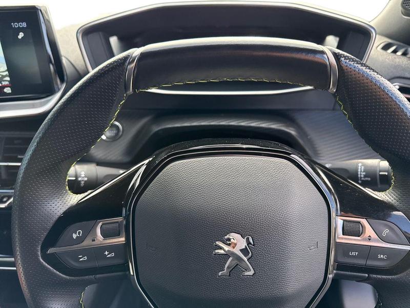 Used Peugeot 2008 FY22LGA 14