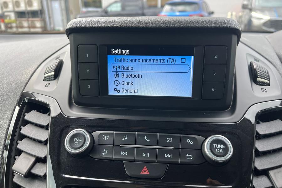 Ford Tourneo Connect Photo autoimg-fbcb2ce109f7c8504dd474b8abdca0111a86dfed.jpg