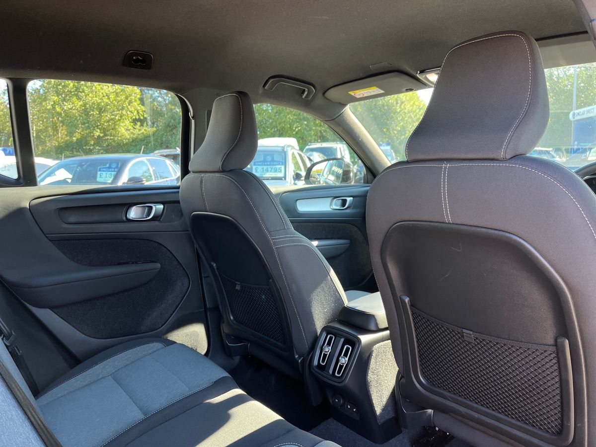 Volvo XC40 Photo 24
