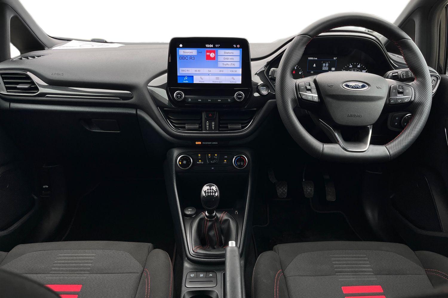 Ford Fiesta Photo 9