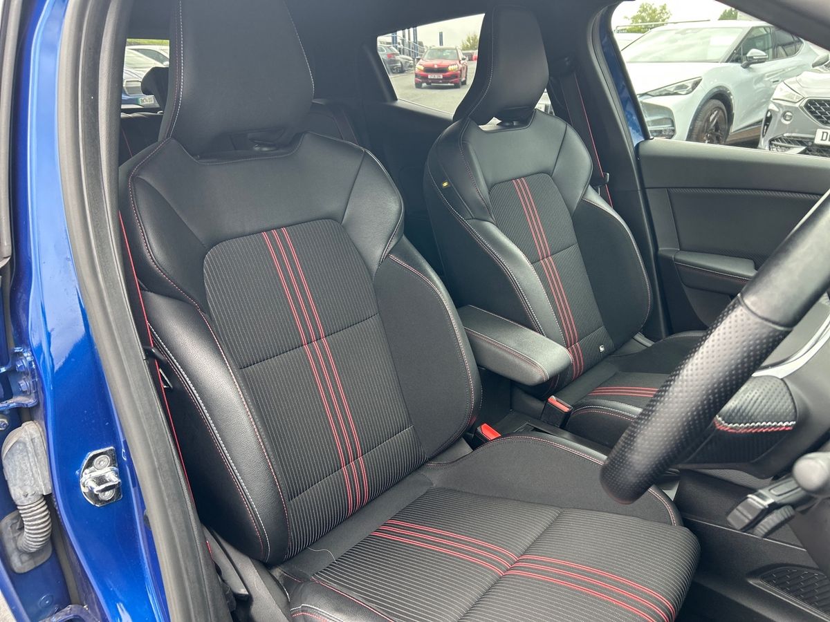 Renault Clio Photo 26