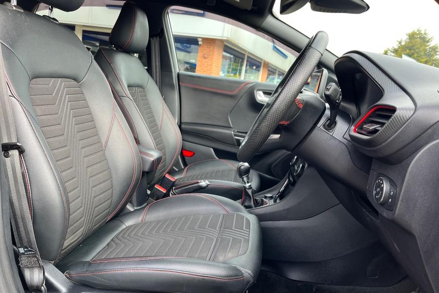 Ford PUMA Photo autoimg-fbdadd9b0a5a56ef22aade77c09100f75b38da16.jpg