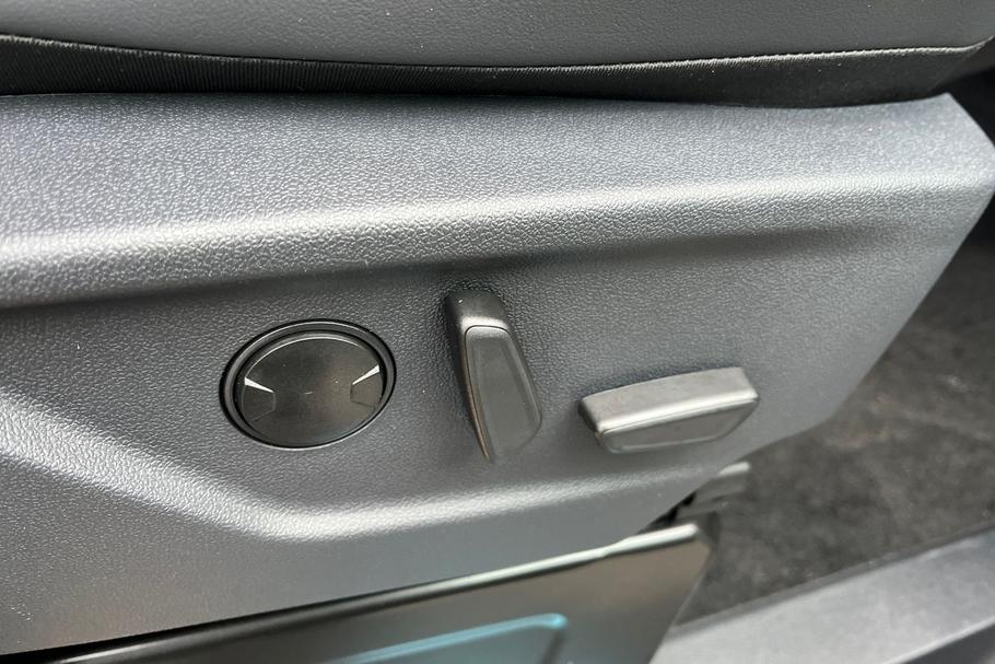 Used Ford E-TOURNEO CUSTOM 23