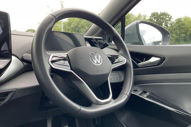VOLKSWAGEN Id.5 Photo 26