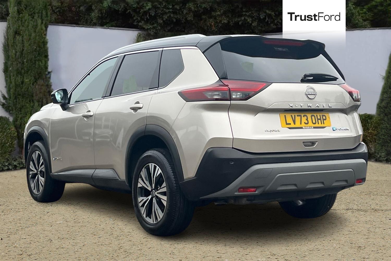Nissan X-Trail Photo 1