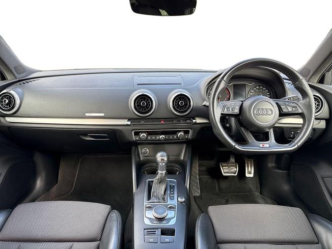 AUDI A3 Photo 10