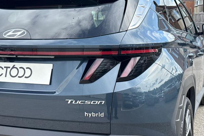 HYUNDAI Tucson Photo 18
