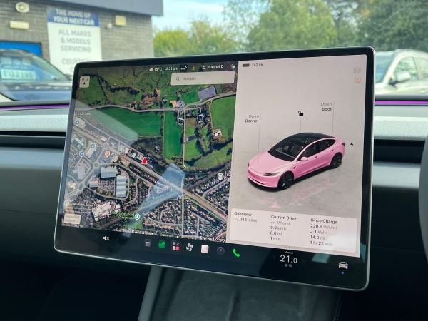 TESLA Model 3 Photo autoimg-fbe887de16ceccd0bba9fa65a4adebd97123b72e.jpg