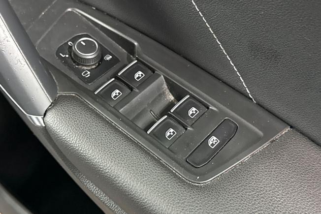 Volkswagen Tiguan Allspace Photo 31