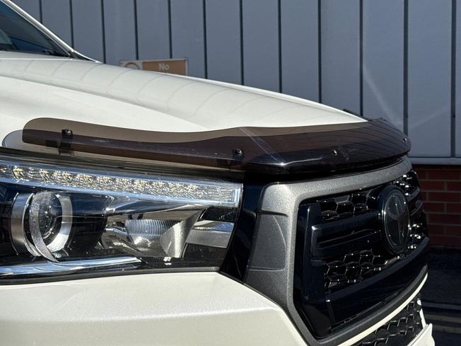 Toyota Hilux Photo 24