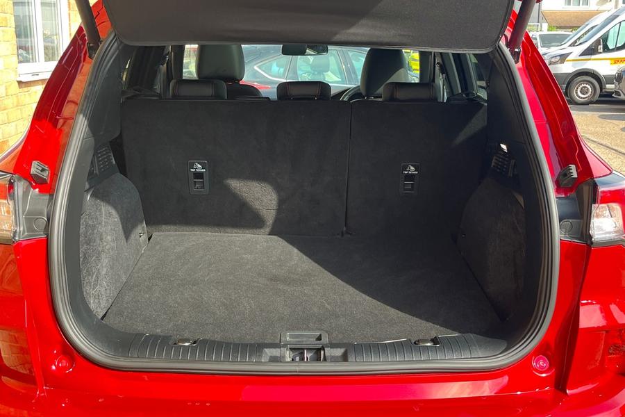 Ford Kuga Photo autoimg-fbf872237f15a866da03d2fe5d8fe94b88d37e85.jpg