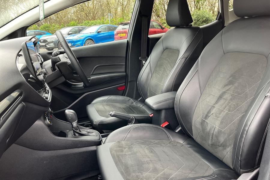 Ford FIESTA Photo autoimg-fbf995a92445c23c21c2609d9843649d9d9fda9f.jpg