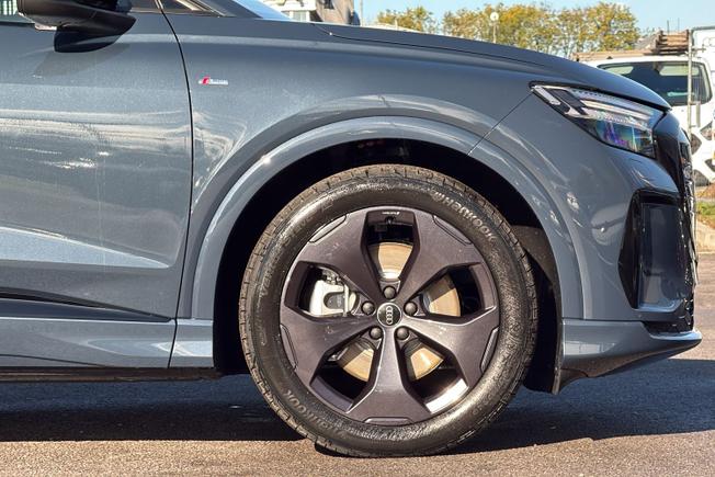 AUDI Audi Q4 Sportback Photo 49