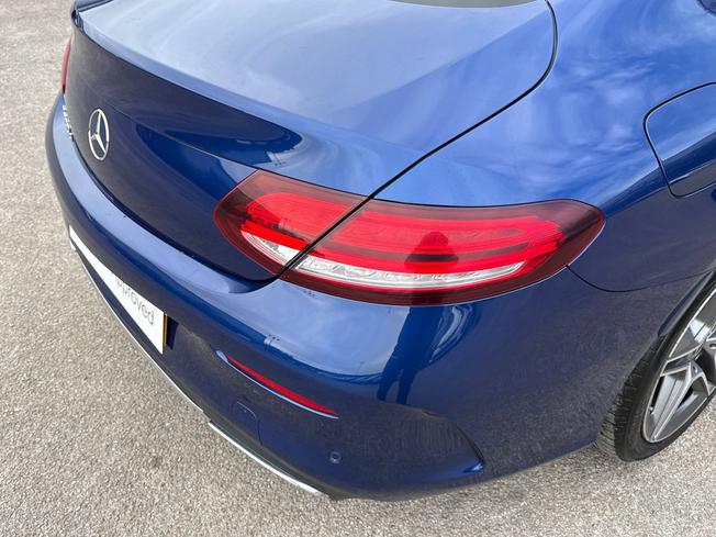 MERCEDES-BENZ C Class Photo 22