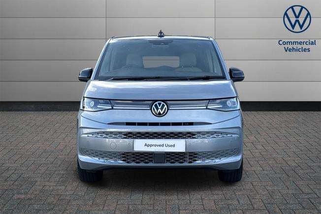 VOLKSWAGEN Multivan Photo 8