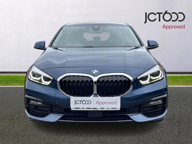 BMW 1 Series Photo 8