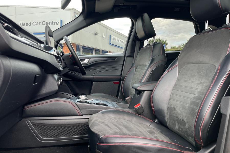 Ford Kuga Photo autoimg-fbff516b84527b0ecead3bc65ab49516190430c6.jpg