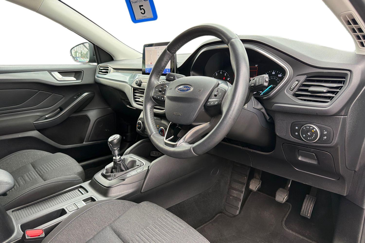 Ford Focus Photo 8