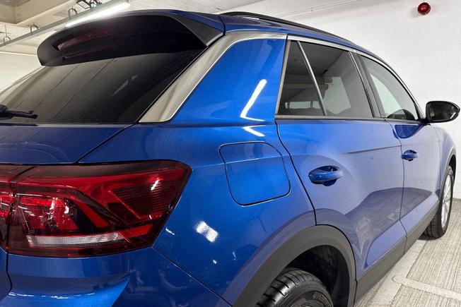 VOLKSWAGEN T-Roc Photo 28