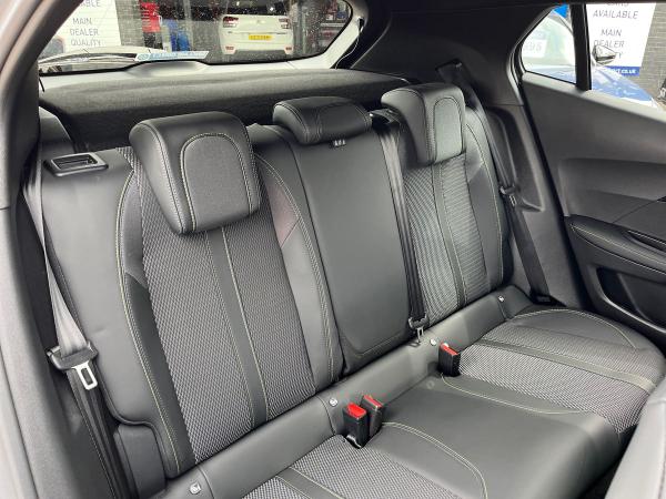 Peugeot 2008 Photo autoimg-fc0c04db2a86cba127efea020dd864f2fd89079d.jpg