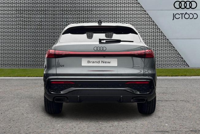 AUDI  Q5 Sportback Photo 7