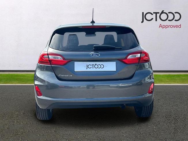 FORD Fiesta Photo 7