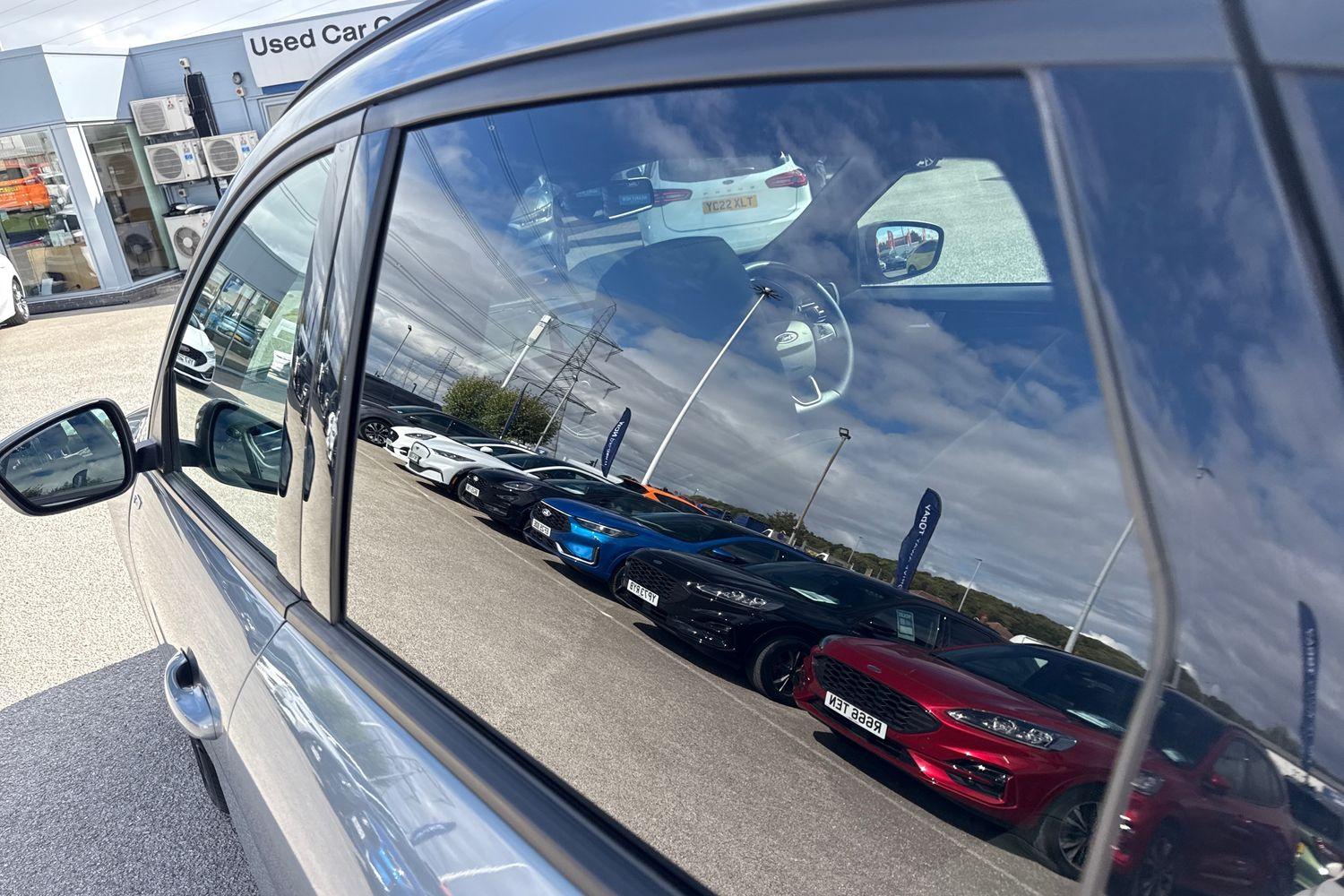 Ford KUGA Photo 23