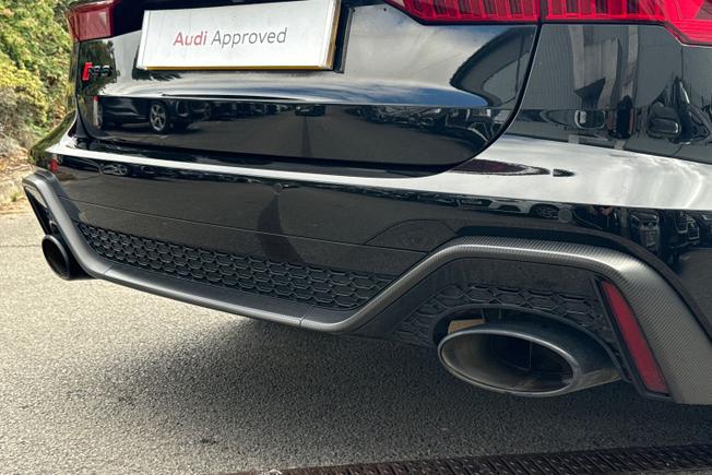 AUDI RS6 Avant Photo 29