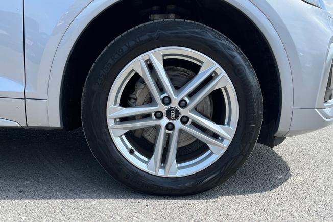 AUDI Q5 Photo 5