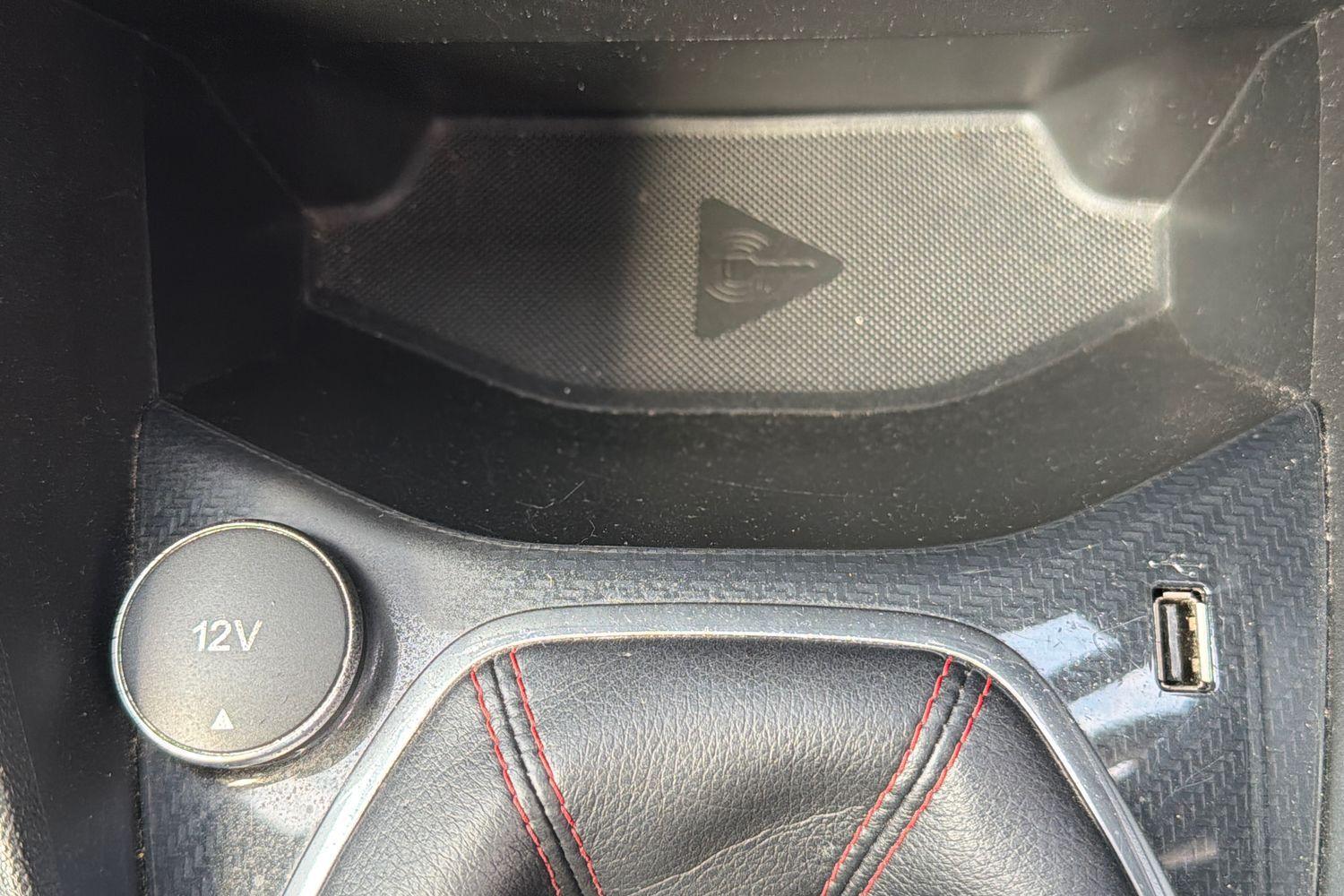 Ford FIESTA Photo 26