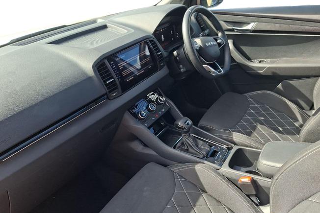 ŠKODA Karoq Photo 2