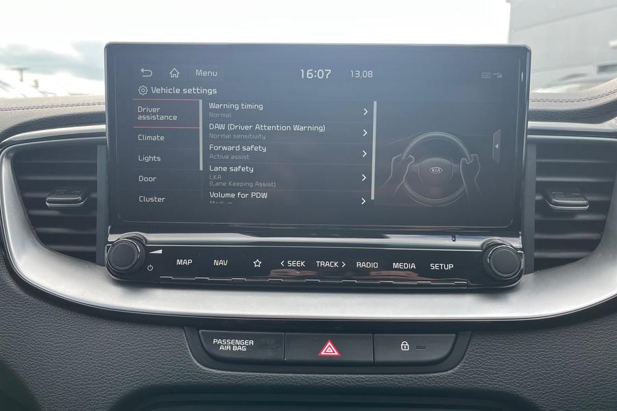 Kia CEED Photo autoimg-fc1bdbe63fad1bc5aeba8f6d3dec22b808d0d6c1.jpg