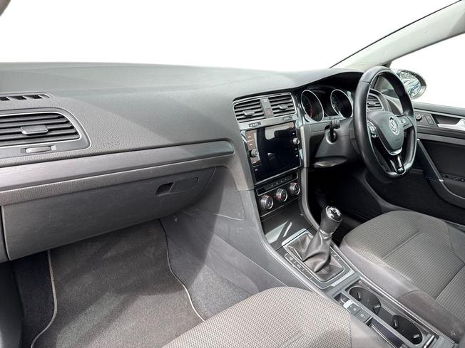 Volkswagen Golf Photo 2