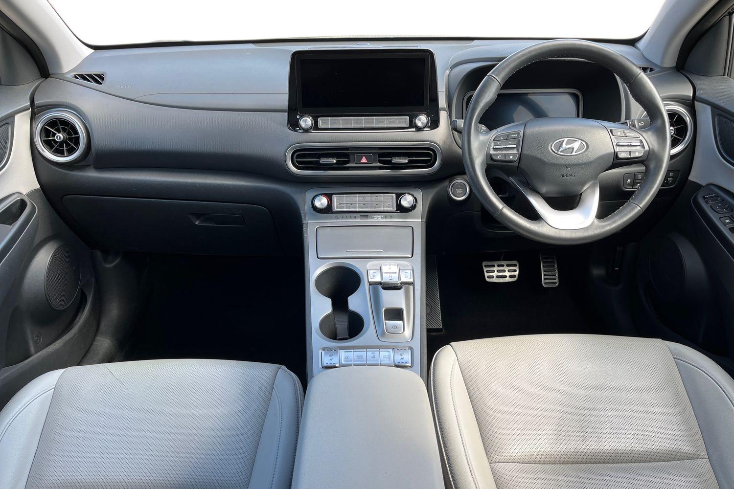 Hyundai KONA Photo 9