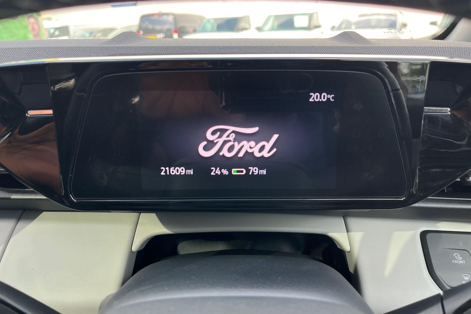 Ford Explorer Photo 12
